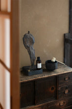 Load image into Gallery viewer, Clarté Aromatherapy Room Spray – Clarifying & Invigorating