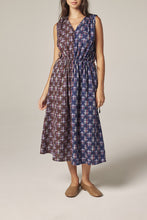 Load image into Gallery viewer, Contrast v-neck dress