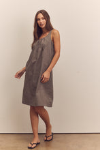 Load image into Gallery viewer, Front shirring cotton knee dress