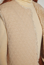 Load image into Gallery viewer, Reversible fur vest