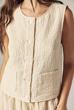 Load image into Gallery viewer, Jacquard Button Top
