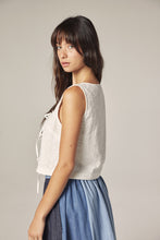 Load image into Gallery viewer, Front tie lace top