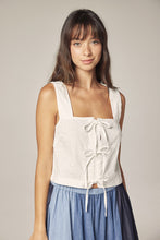 Load image into Gallery viewer, Front tie lace top
