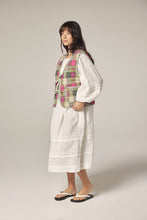 Load image into Gallery viewer, Laced linen dress