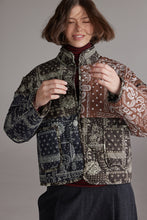 Load image into Gallery viewer, Patched quilt Jacket
