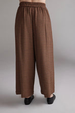 Load image into Gallery viewer, Wool Plaid Pants