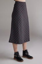 Load image into Gallery viewer, Wool Blend Plaid Skirts