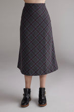 Load image into Gallery viewer, Wool Blend Plaid Skirts