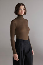 Load image into Gallery viewer, Wool blend turtleneck