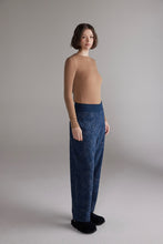 Load image into Gallery viewer, Wool blend knit top
