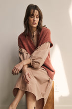 Load image into Gallery viewer, Alpaca wool blend button-down sweater vest