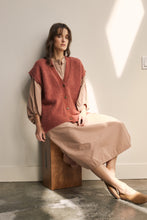 Load image into Gallery viewer, Alpaca wool blend button-down sweater vest