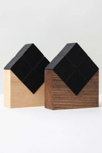 Load image into Gallery viewer, Chikuno Cube Large House, Brown
