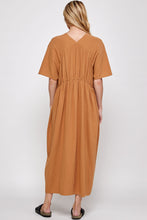 Load image into Gallery viewer, Shirred Midi Dress