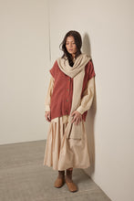 Load image into Gallery viewer, Alpaca wool blend button-down sweater vest