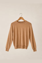 Load image into Gallery viewer, Crewneck light sweater
