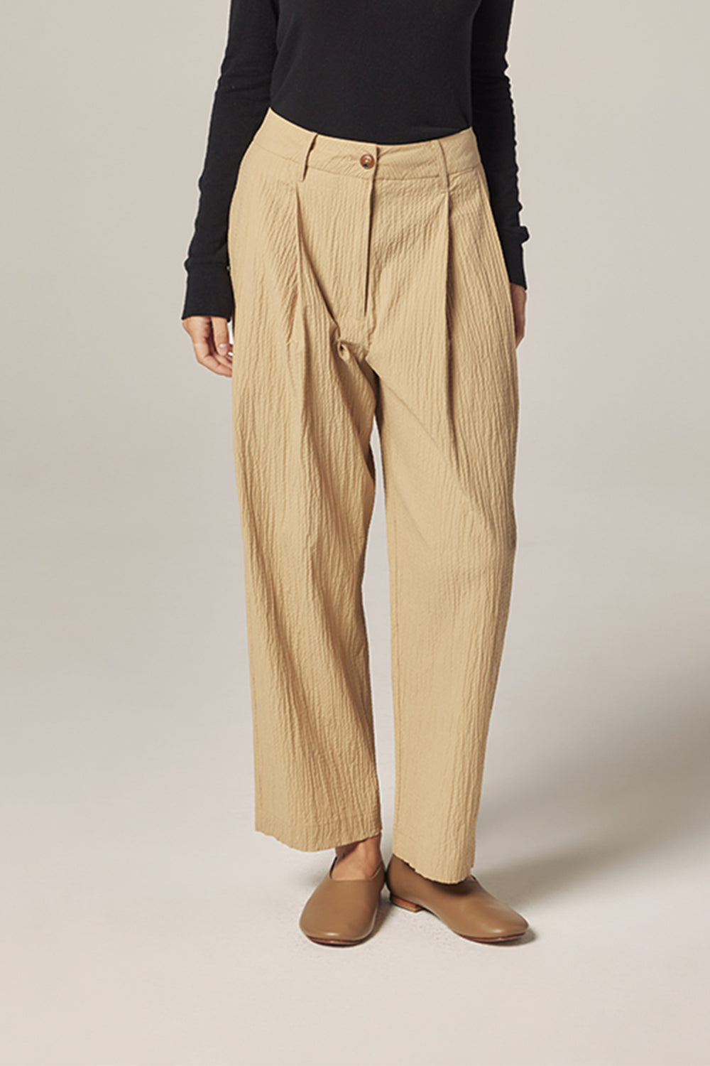 Textured Pleat Pants