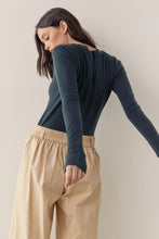 Load image into Gallery viewer, Wool Tencel blend crew neck knit top
