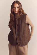 Load image into Gallery viewer, Color block reversible vest
