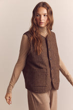 Load image into Gallery viewer, Color block reversible vest
