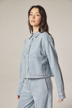 Load image into Gallery viewer, Short denim shirt
