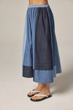 Load image into Gallery viewer, Contrast midi skirt

