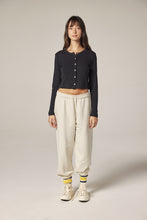 Load image into Gallery viewer, Button down short cardigan
