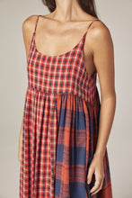 Load image into Gallery viewer, Contrast midi dress
