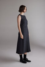 Load image into Gallery viewer, Twist Waist wool Dress
