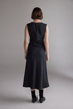 Load image into Gallery viewer, Twist Waist wool Dress
