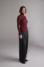 Load image into Gallery viewer, Wool Knit Pants – Look 5 | amente
