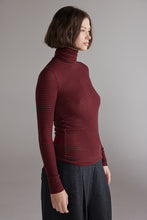 Load image into Gallery viewer, Wool blend stripe turtleneck
