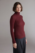 Load image into Gallery viewer, Wool blend stripe turtleneck
