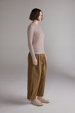 Load image into Gallery viewer, Pleated Volume Pants
