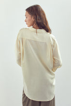 Load image into Gallery viewer, Button down longsleeve shirts
