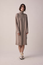 Load image into Gallery viewer, Wool Turtleneck midi dress
