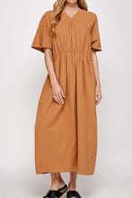 Load image into Gallery viewer, Shirred Midi Dress
