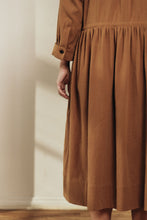 Load image into Gallery viewer, Waist tie with a long-sleeve midi dress
