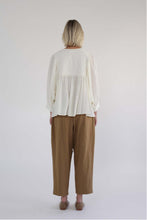 Load image into Gallery viewer, Quilted detail cotton peasant blouse
