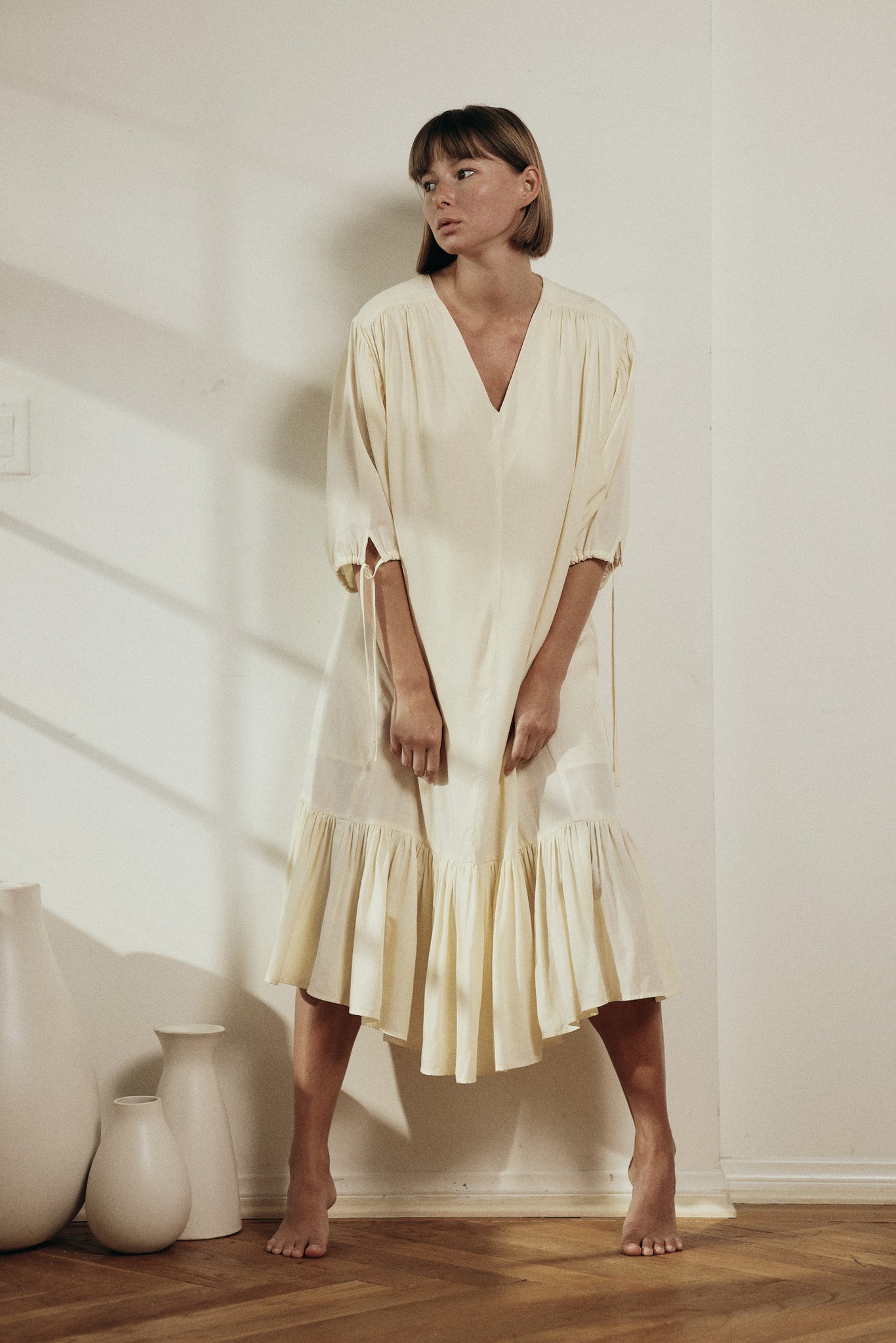V neck tiered midi dress M/L / Cream / 100% Rayon