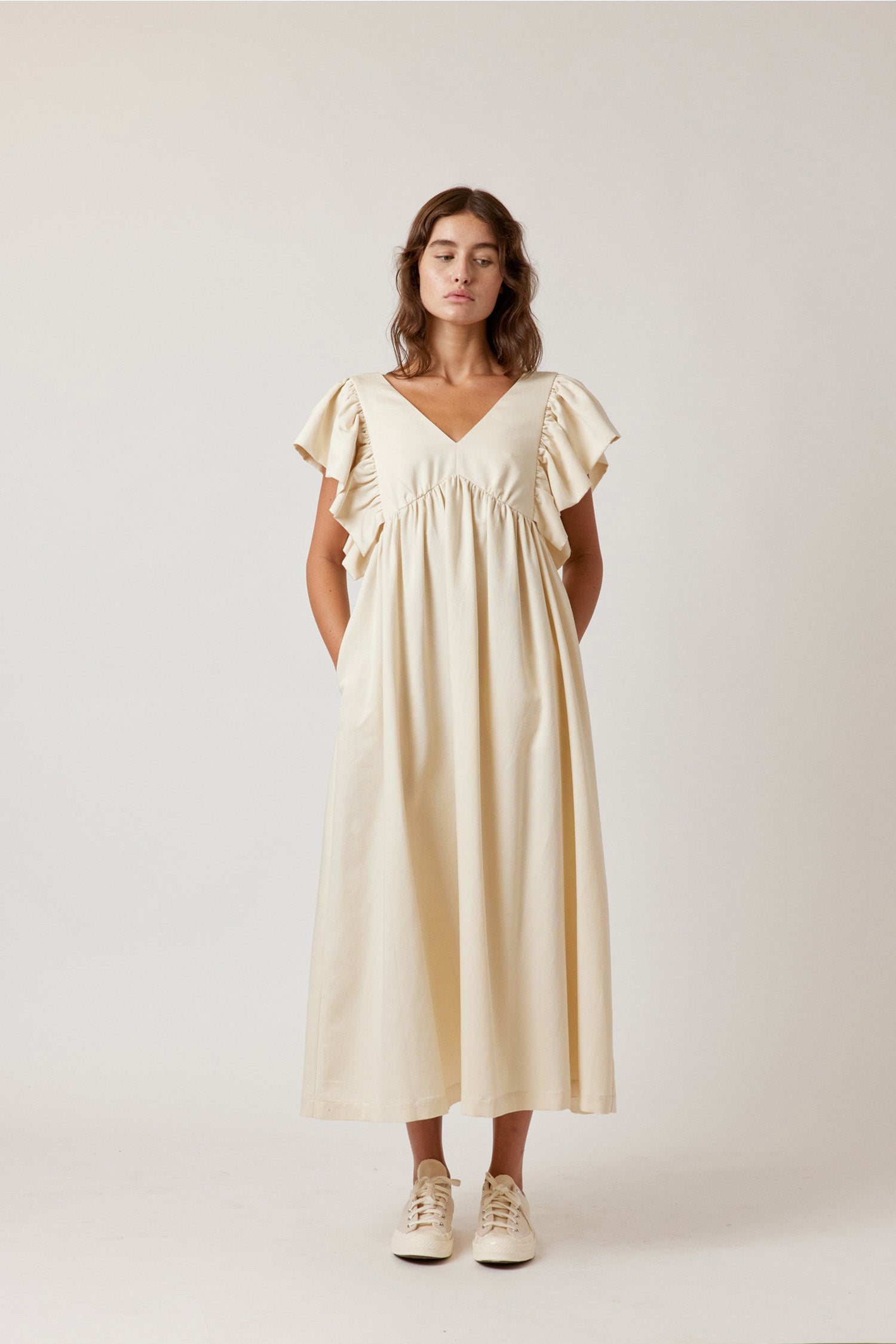 ruffle sleeve midi dress Floral  Zadie B's Fashions 75% Polyester Ruffle sleeve midi Dress XS